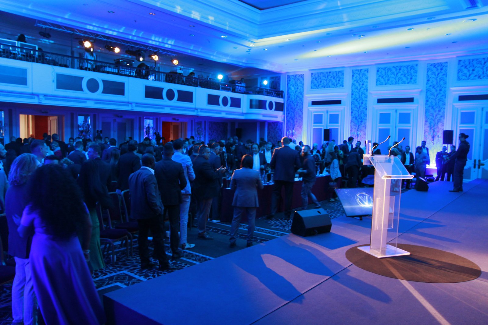 Gala corporativa en hotel de lujo