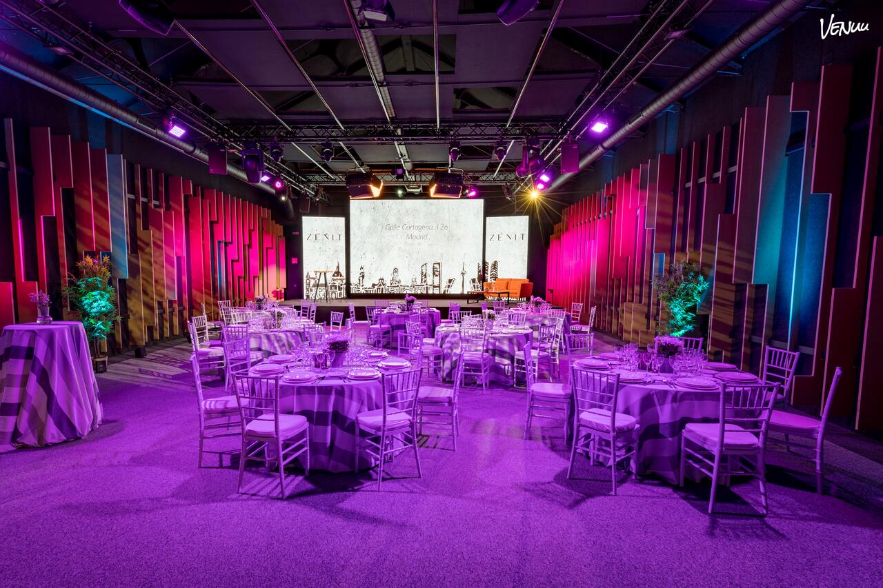 Zénit The Studio en Madrid, estudio versátil para eventos corporativos multimedia.