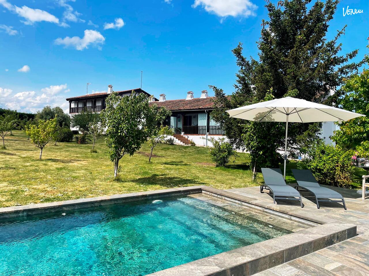 Cason de la Pinilla finca señorial con amplios jardines para bodas.